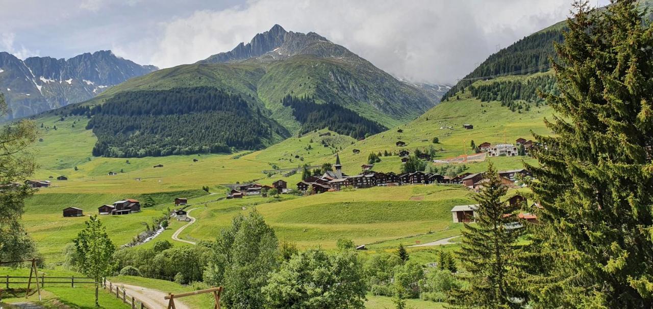 Yeti Lodge Sedrun Exterior foto